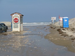 Photo of water easing through South Padre Island Beach Access 6, just prior to high tide, Labor Day 2008 (click to enlarge)