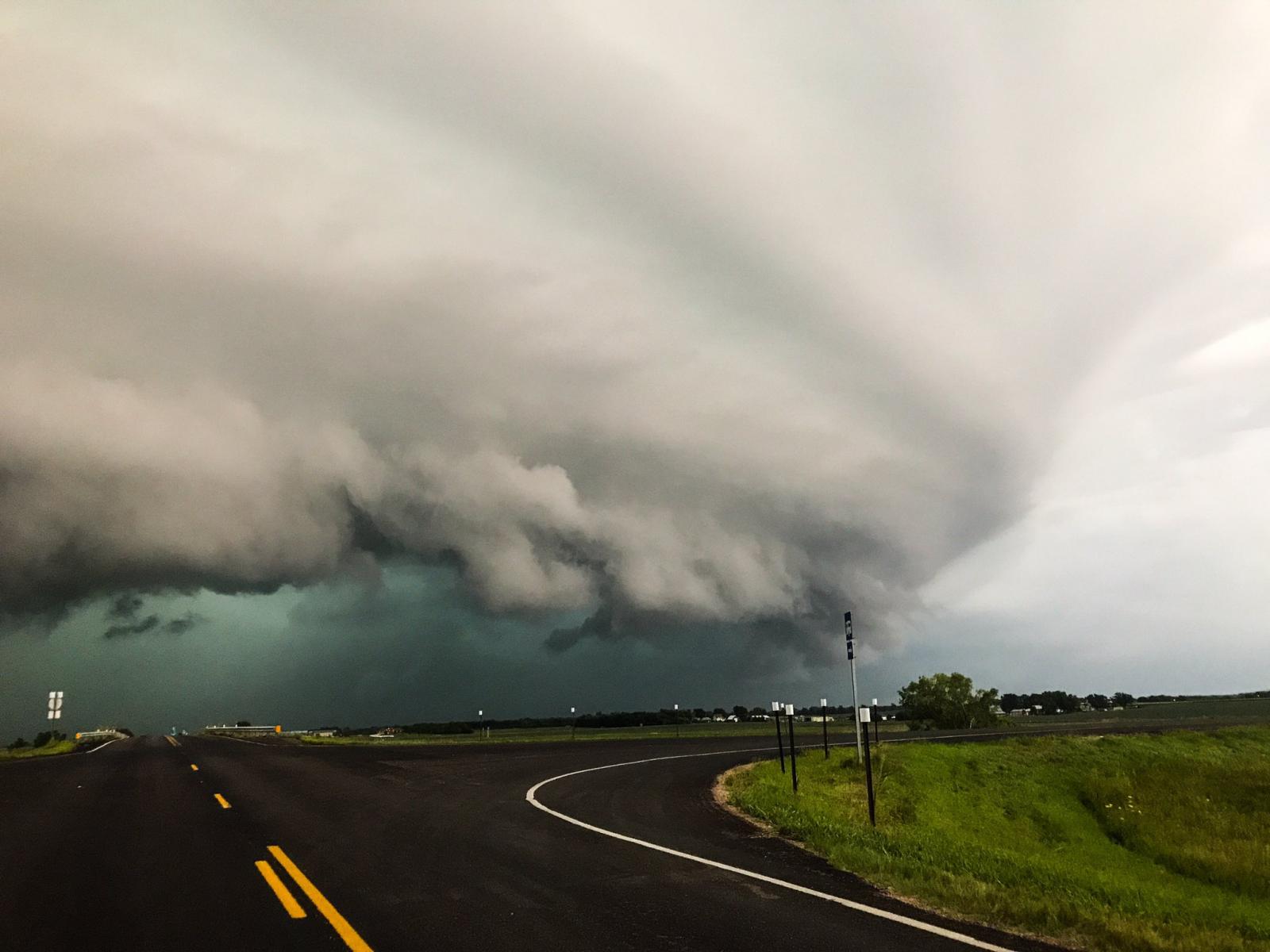 Photo of Shelf Cloud west of Mitchell, South Dakota