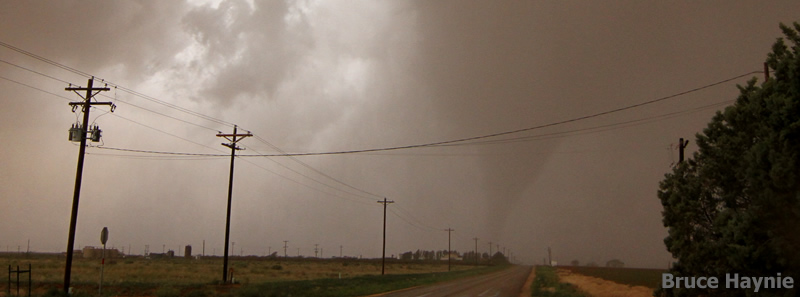 Photo of the tornado southwest of Levelland