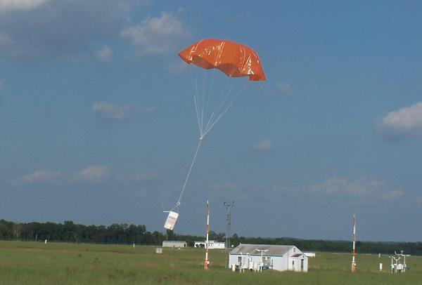 upper air parachute