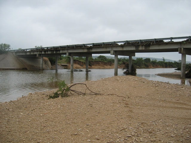 Debris on the Dry Creek Bridge