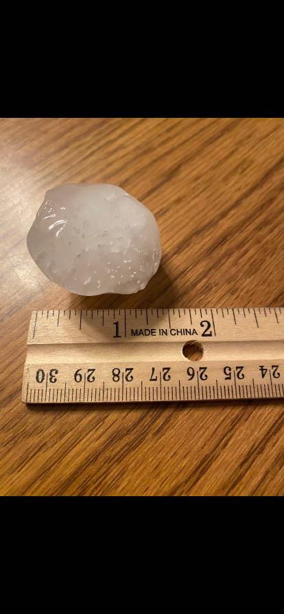 1.5" hail 6 miles south and 2 miles west of Ipswich, SD - Photo relayed by Edmunds County EM