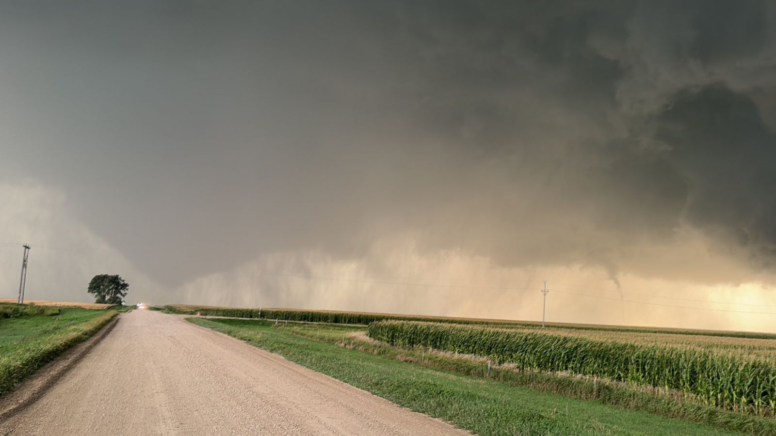 Image taken by Alex Resel at 8:03pm to the west of Mound City, SD