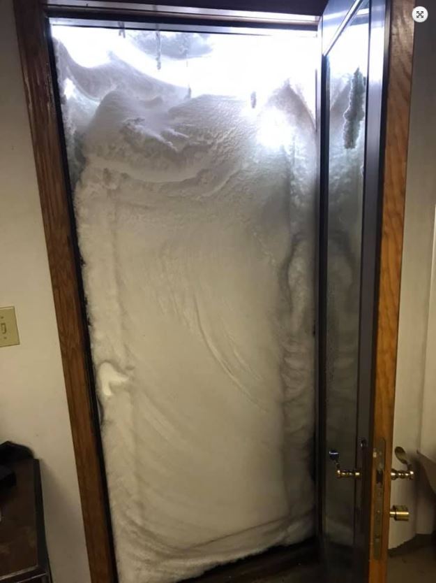 Reduced visibility in Waubay at 830 AM CDT April 11, 2019 (Source: Gloria Jorgenson - Twitter)