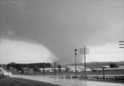 https://www.weather.gov/images/arx/May151968/charlescitytornado.gif