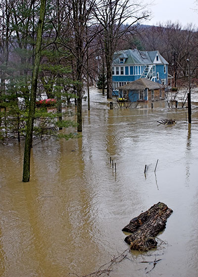 Flooding at Riverside Drive Binghamton.