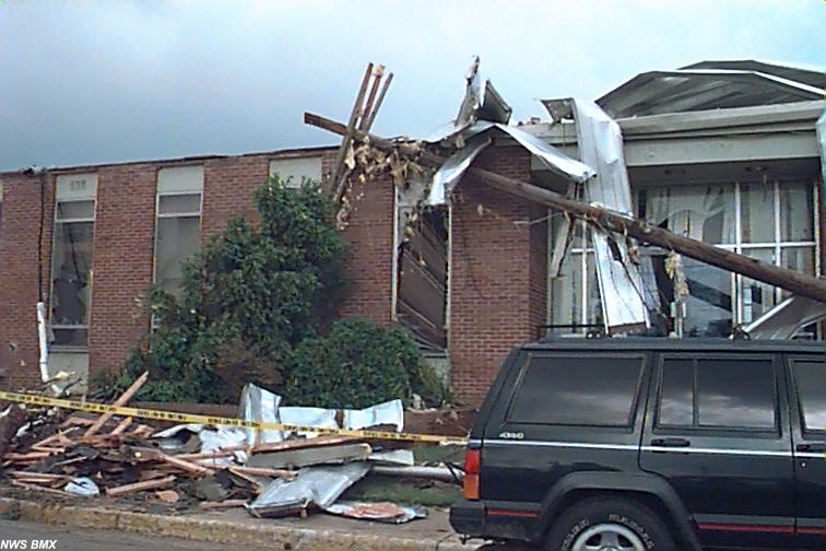 Building damage in Rainsville, AL
