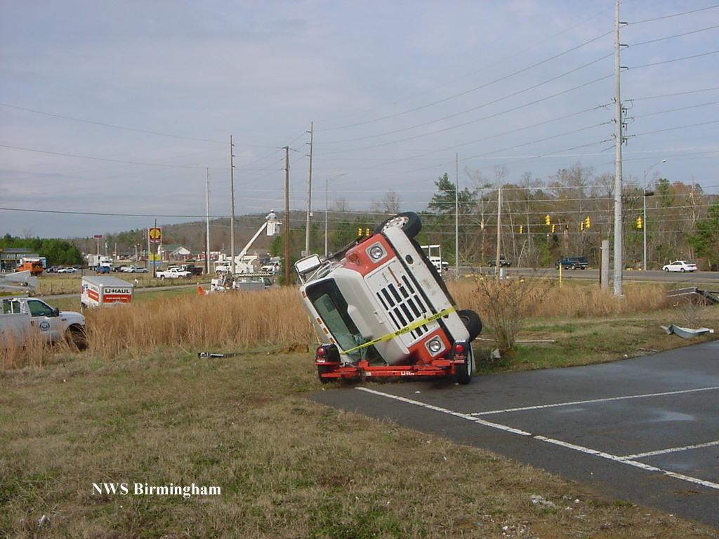 New Hope Tornado - November 24, 20011024 x 768