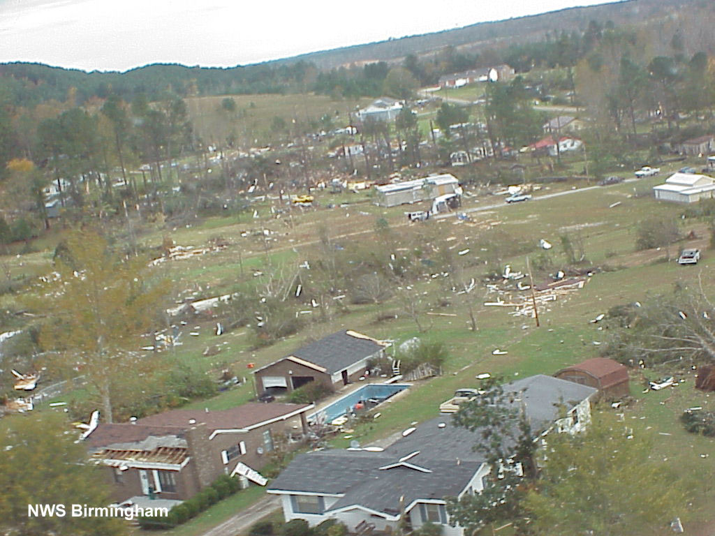 Carbon Hill Tornado - November 10, 2002