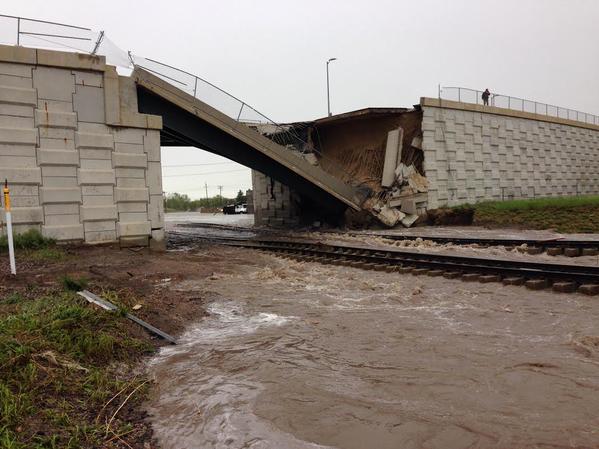 bridge collapse hwy 85