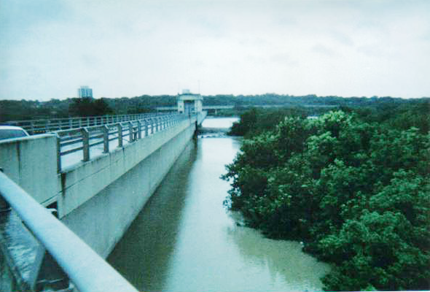 San Antonio - Olmos Dam