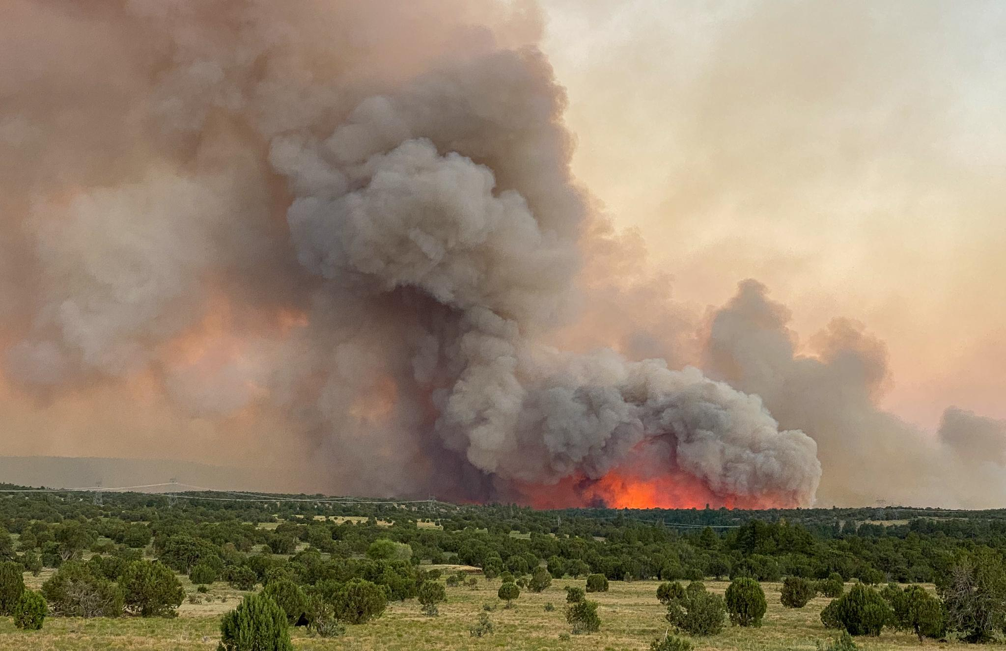Backbone Fire smoke column