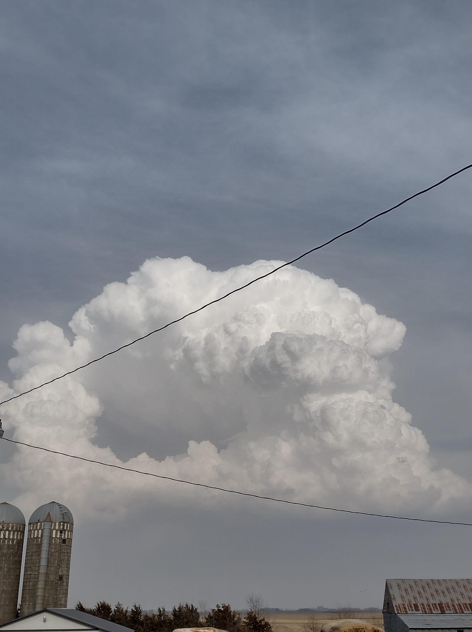 Building cumulonimbus cloud, Newkirk IA