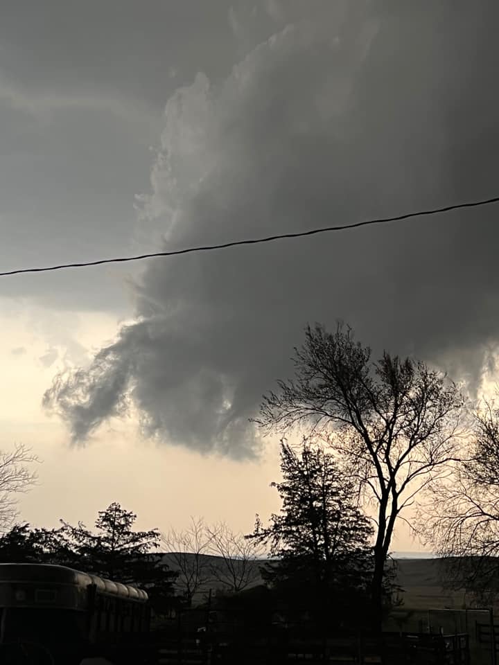 Wall Cloud near Wessington Springs, SD