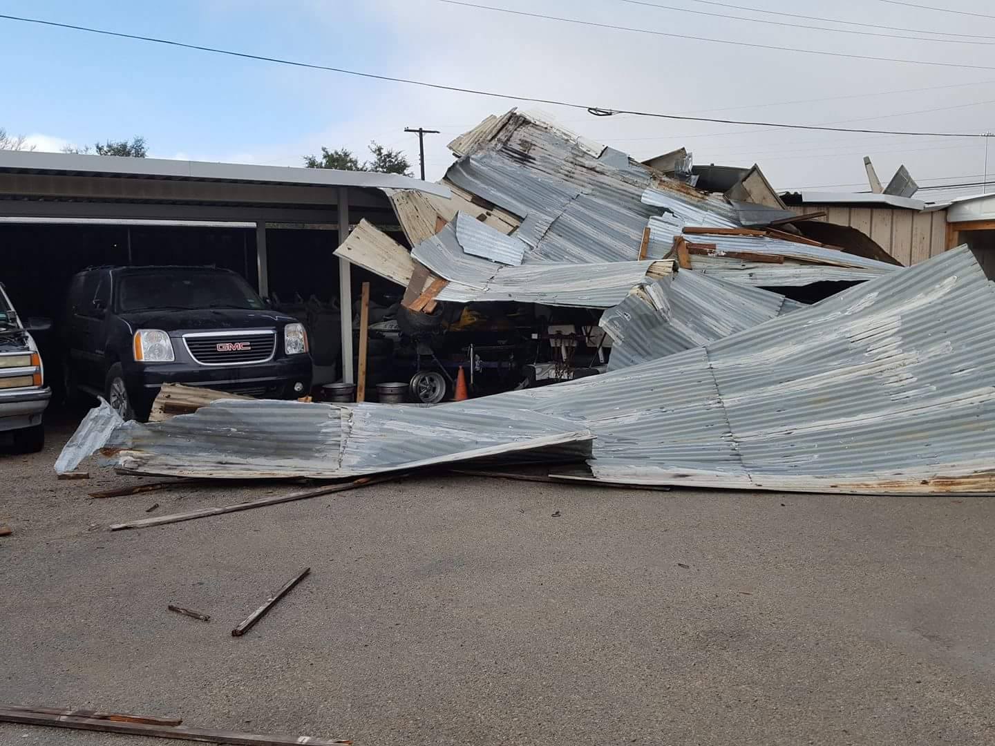 Wind damage in North Dallas