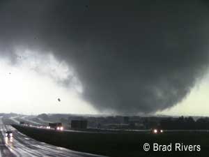 Picture of EF-2 Tornado in Arlington as it moved over Highway 287