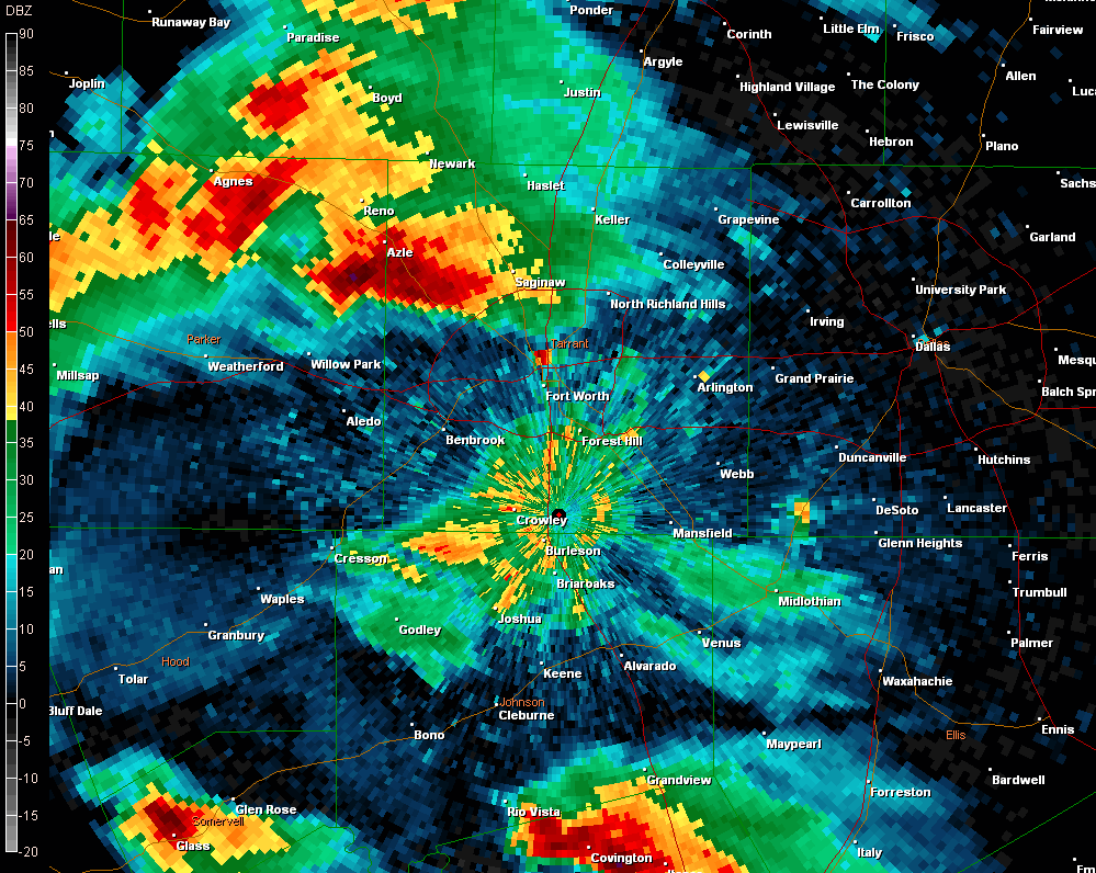 radar reflectivity loop showing the ft. worth tornado of 2000 moving across North Texas.
