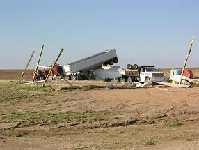 Tornado Damage Picture - Click image to resize.