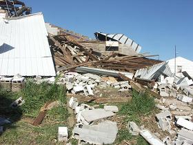 Tornado Damage Picture - Click image to resize.