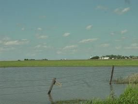 Tornado Damage Picture - Click image to resize. Picture taken by David Lawrence.