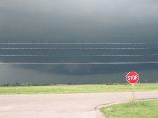 Tornadic thunderstorm moving into Elm Creek. Photo Courtesy of Darrin Lewis.