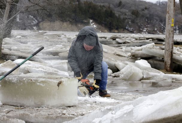 Breaking: Experts Warn of Imminent Ice Jam Flood Risks as Nebraska Warms Up