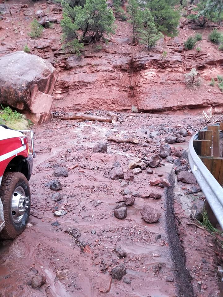 Cedar Drive in Basalt, CO (Credit: Carbondale Fire)