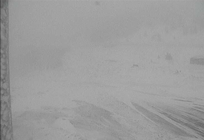 Douglas Pass - snow and blowing snow