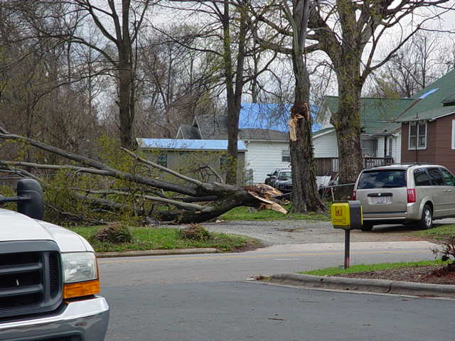 Damage in East Spencer, NC, 28 March 2010