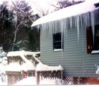 Snow in Burgaw, North Carolina from the Christmas 1989 Snowstorm.  Photo by Rick Beacham.