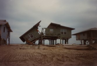 Garden City, SC.  Photo from the Georgetown County Hurricane photo collection.