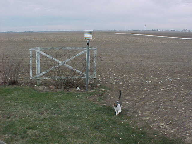 Image of a staff gage