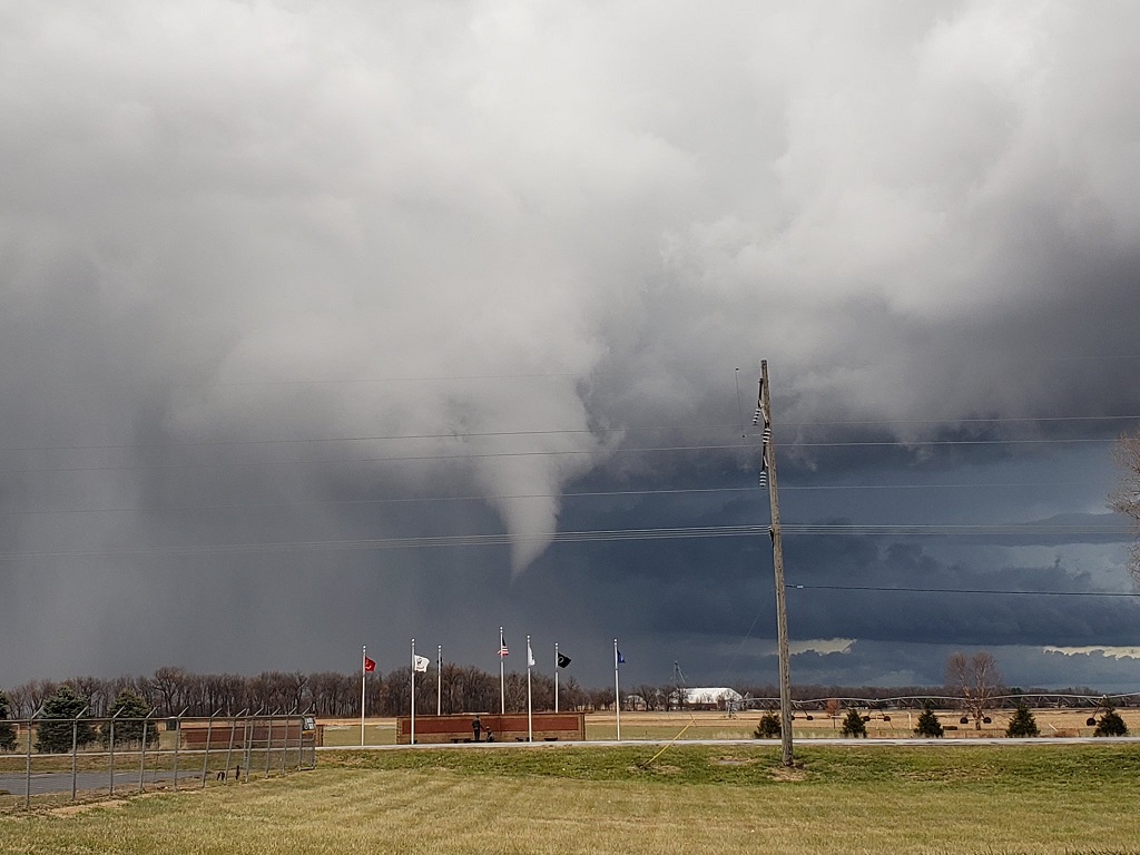 East of Beardstown. Photo by Andrew Pritchard.