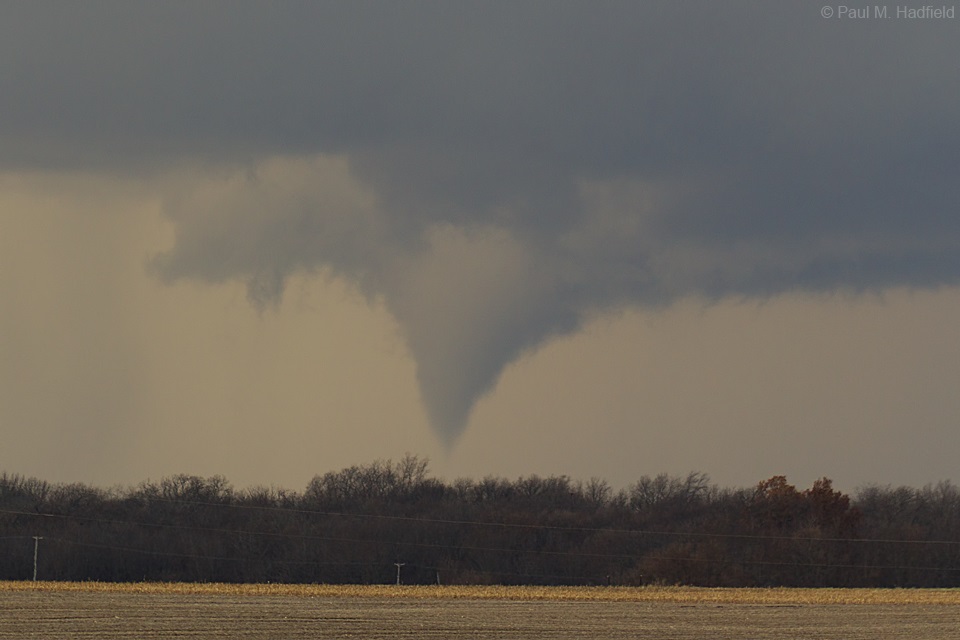Beardstown tornado. Photo by Paul Hadfield.
