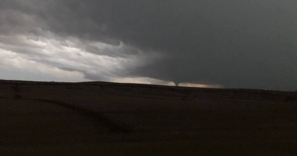 Near Poplar City. Photo by Chris Yates.
