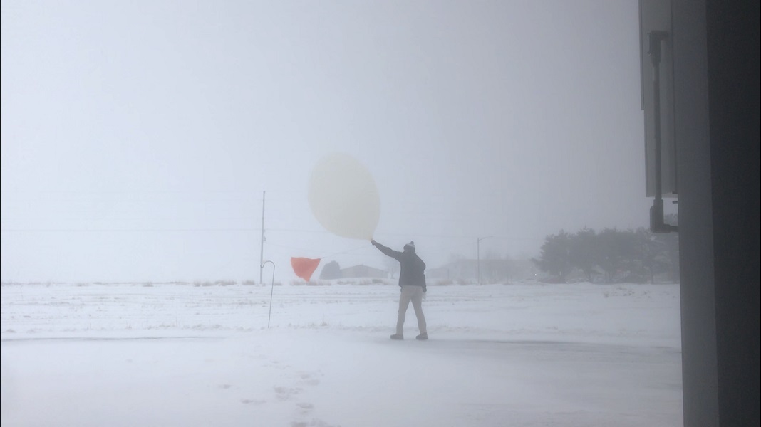 The NWS Lincoln weather balloon release on February 15th. Temps were near zero, winds were gusting to 25mph, and snow was moderate. 