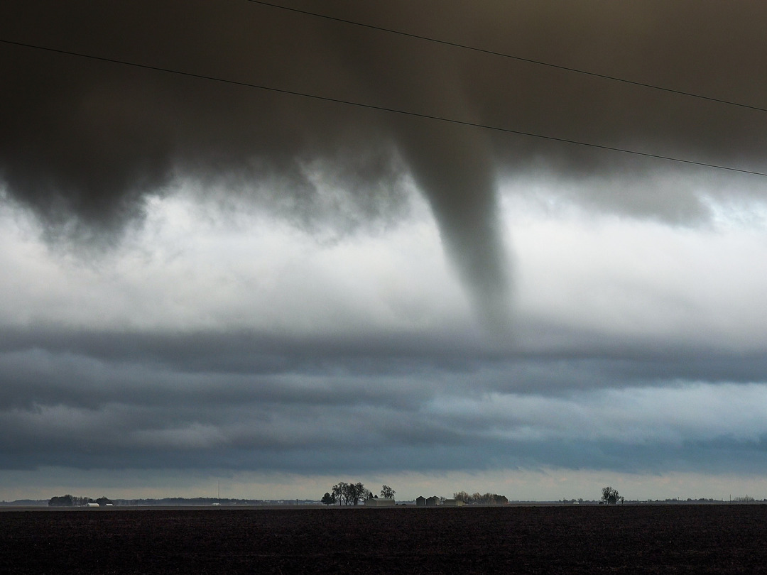 Funnel cloud at 4:05 pm. Image courtesy Skip Talbot.