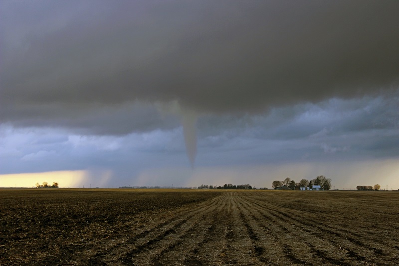 Funnel cloud near Niantic (photo courtesy Jeff Frame)