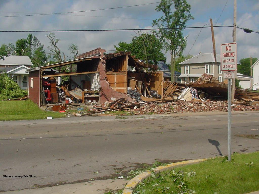Peru tornado damage May 30, 2004