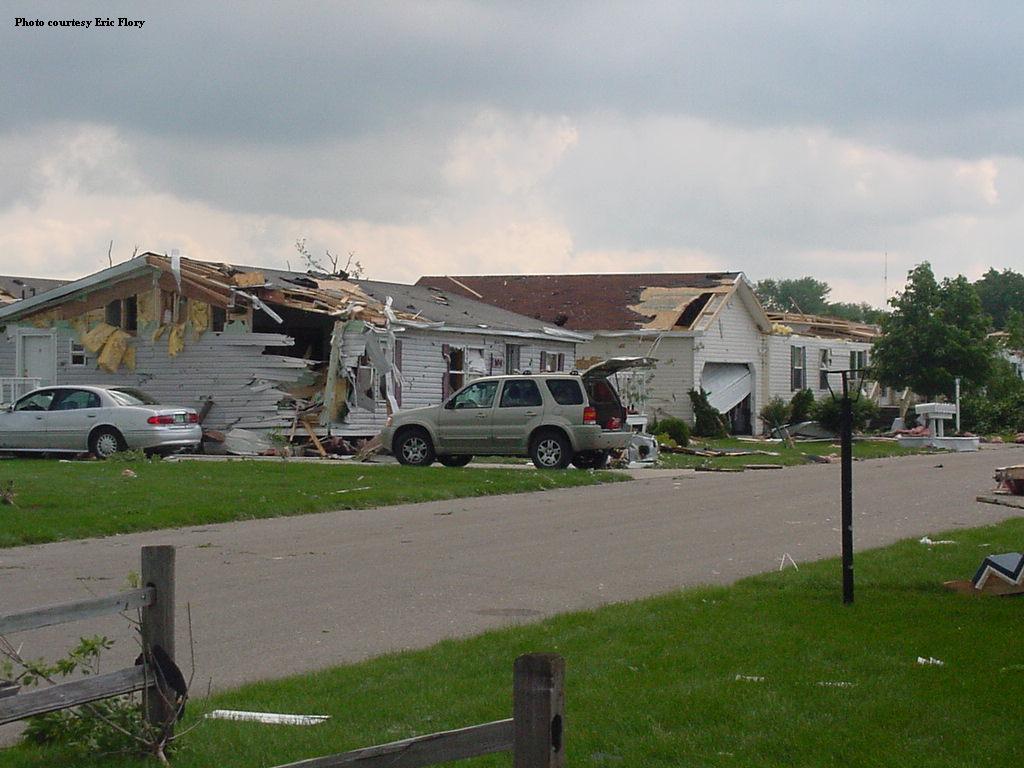 Peru tornado damage May 30, 2004