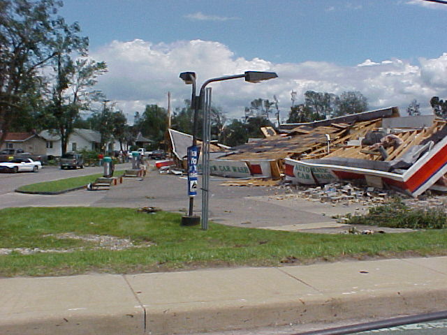 Peru tornado damage May 30, 2004