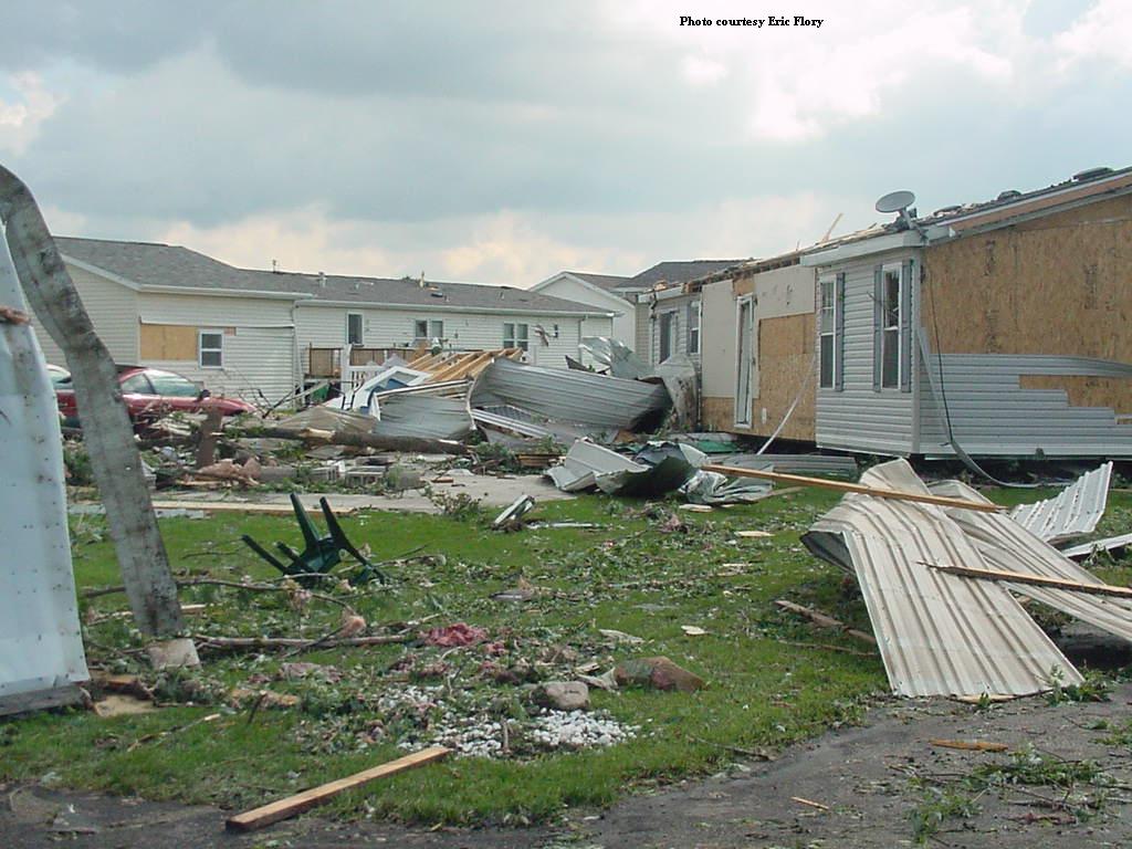 Peru tornado damage May 30, 2004