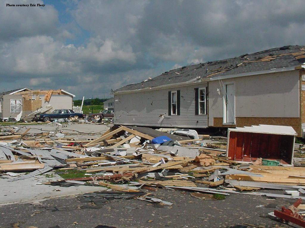 Peru tornado damage May 30, 2004