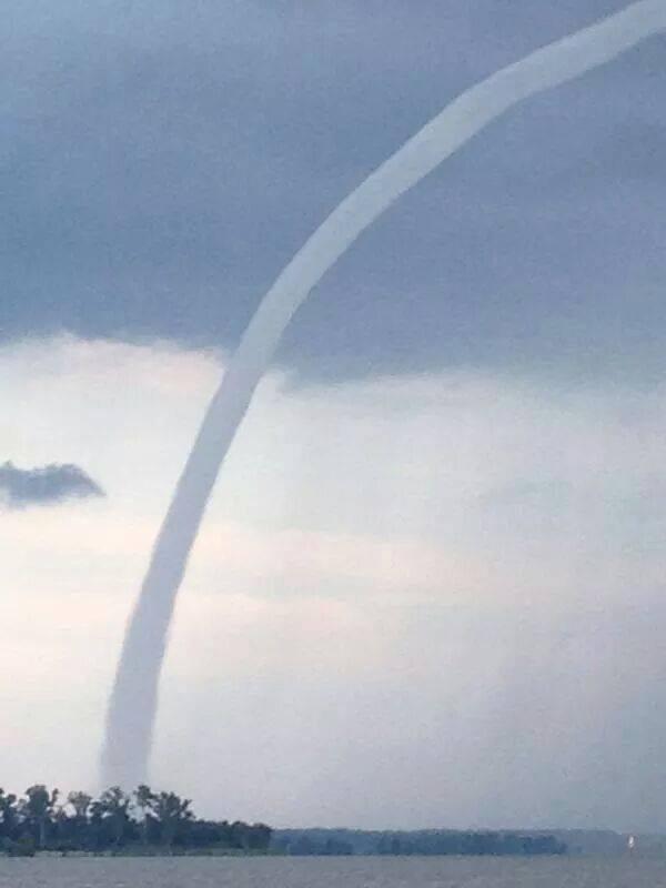 Waterspout Picture