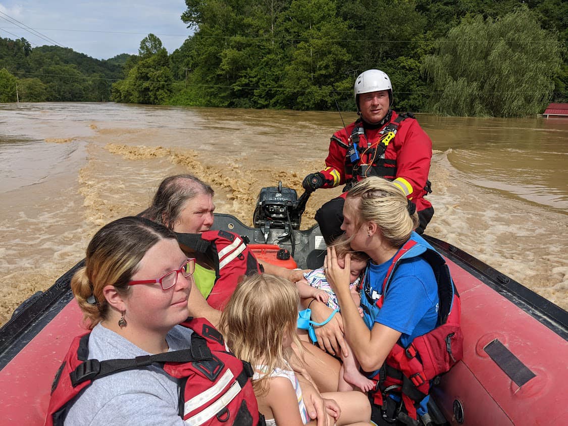 North Fork Kentucky River at Hazard, showing river levels touching the bridge