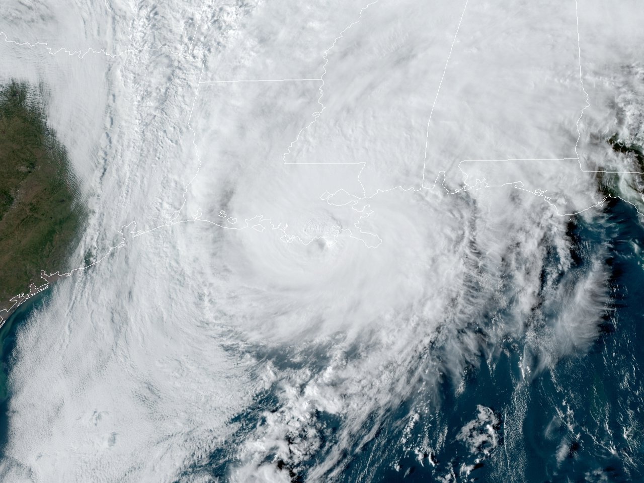 GOES 16 GeoColor Satellite Image of Hurricane Zeta at 4:01 PM CDTÂ on October 28, 2020.