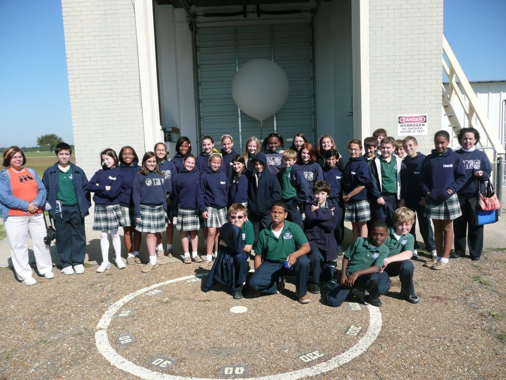 St. Margaret's School 6th Grade Students (10/30/08) image