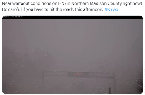 Snowy traffic on Interstate 75 near Richmond, KY on December 18, 2023