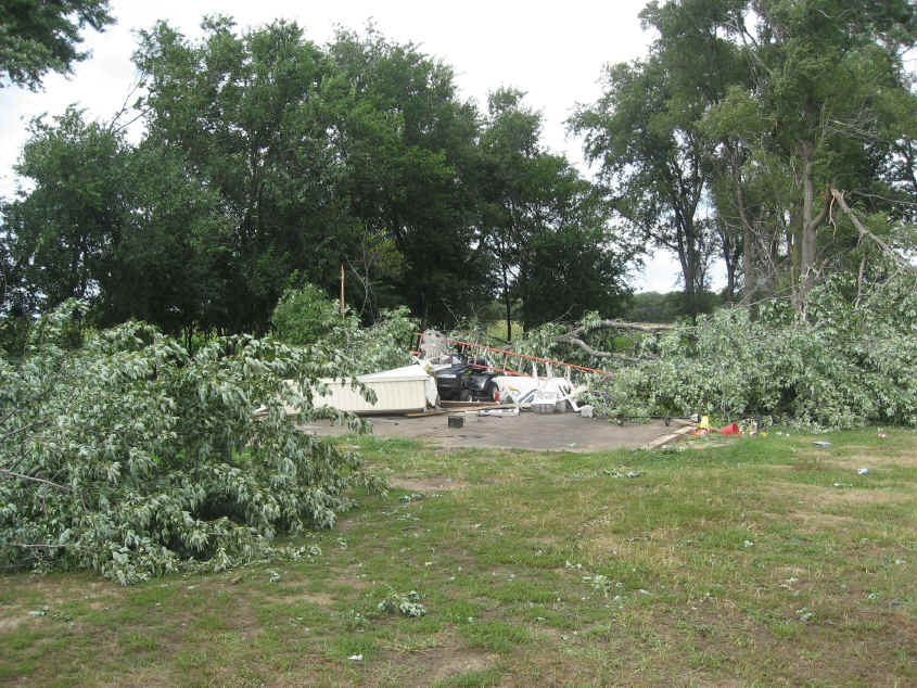 Photo of tornado damage near Watseka