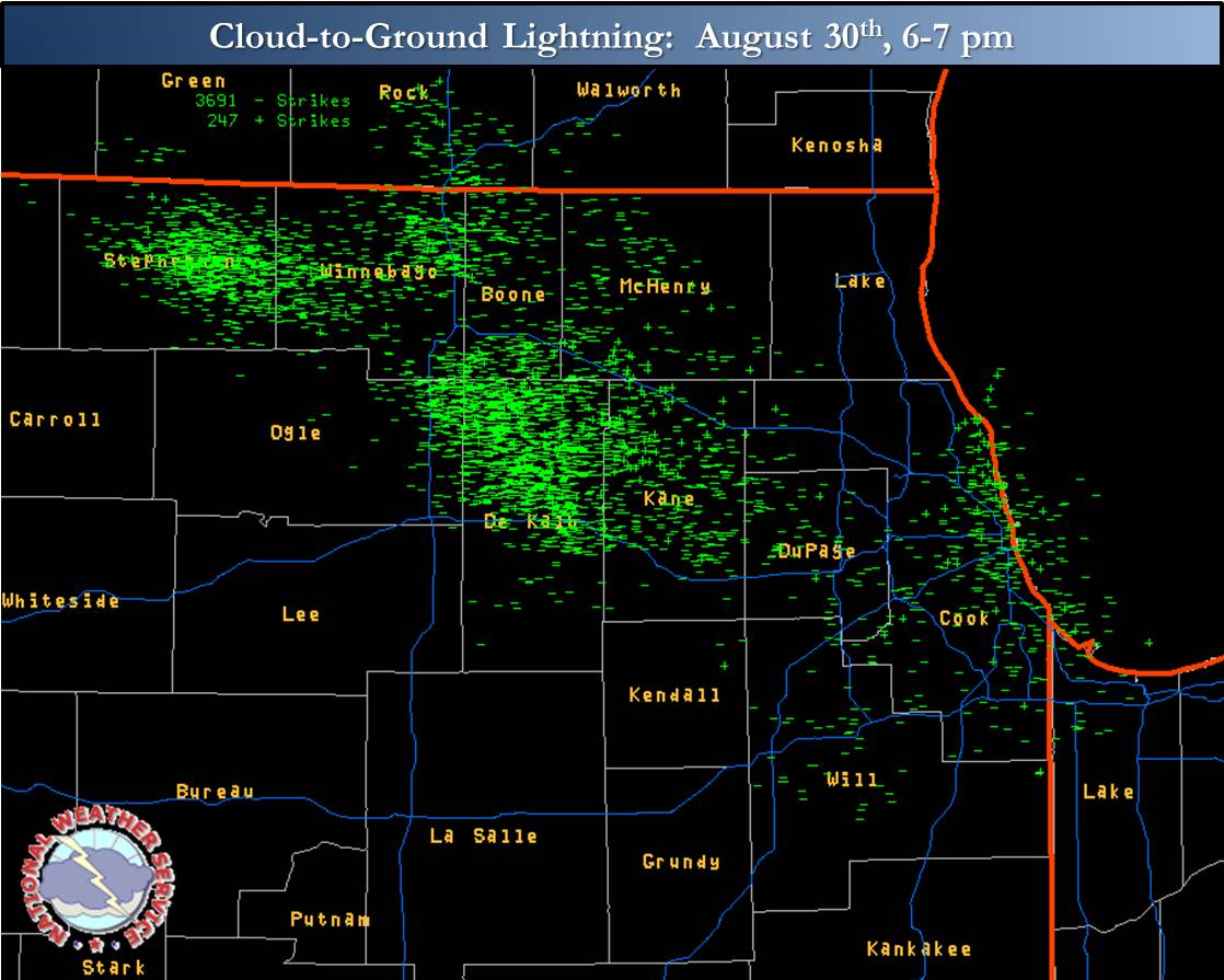 Image of cloud to ground lightning strikes